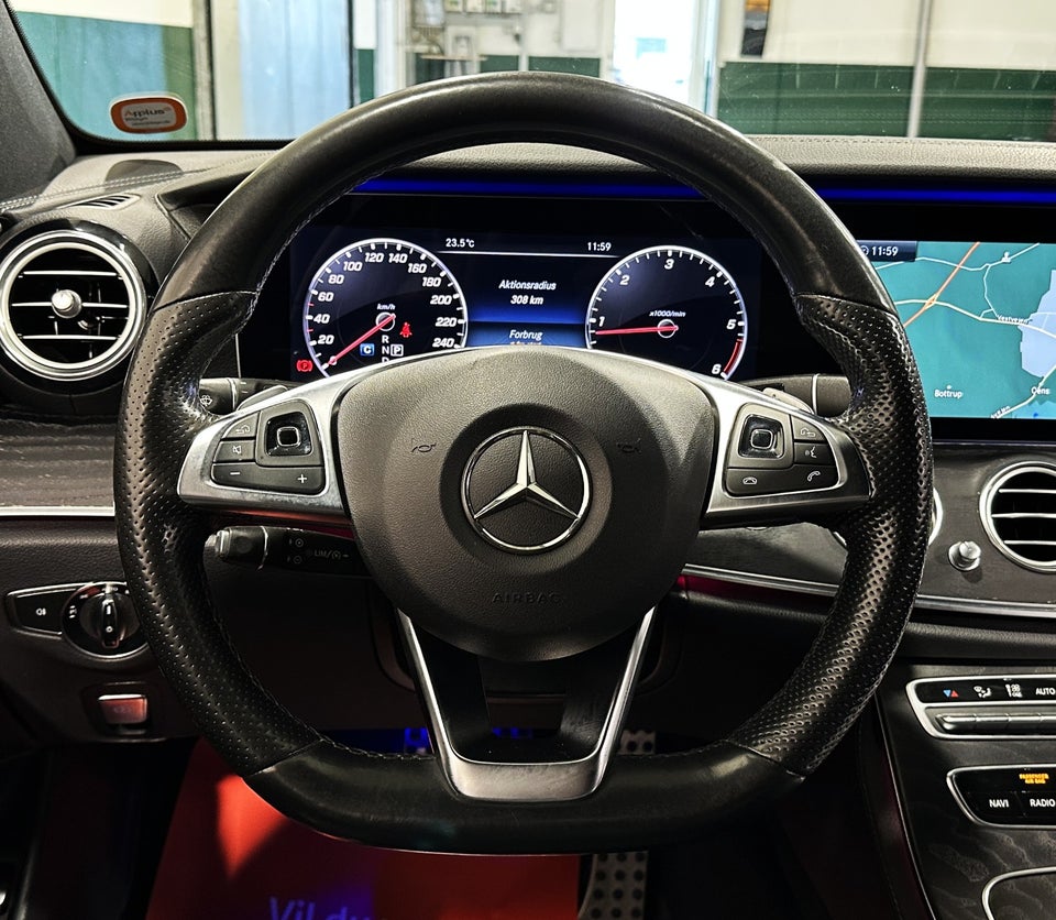 Mercedes E220 d 2,0 AMG Line stc. aut. 5d