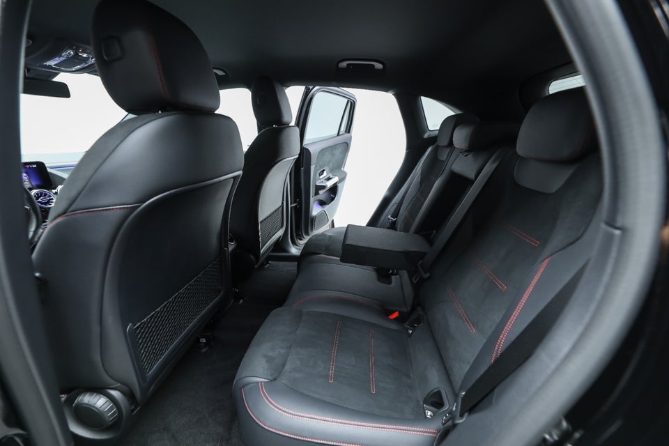 Mercedes EQA350 AMG Line 4Matic 5d