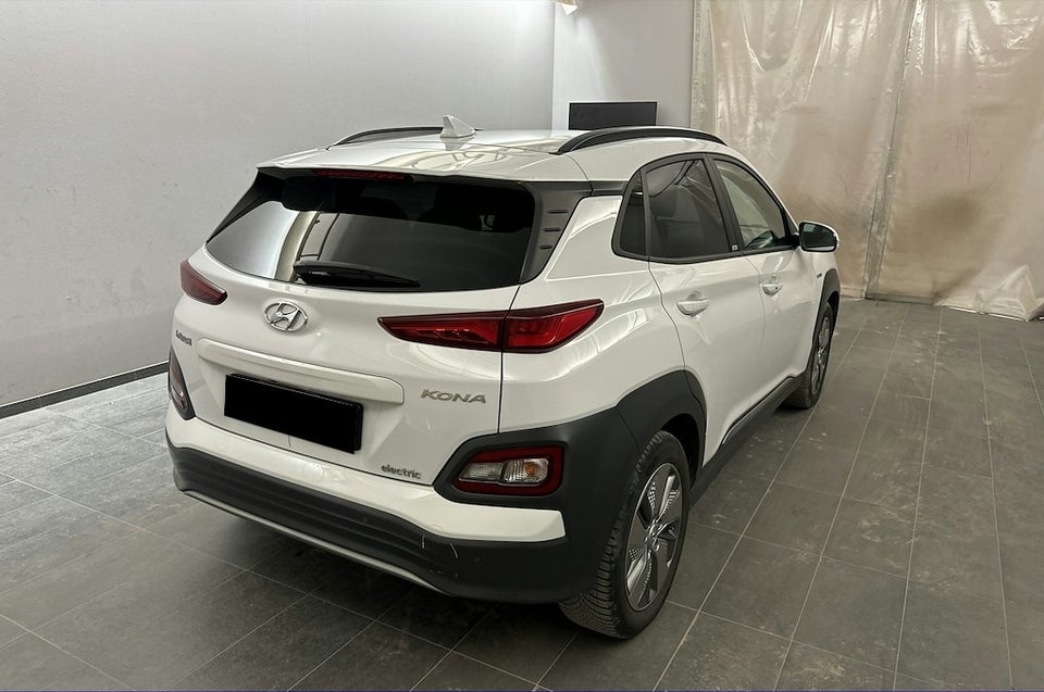 Hyundai Kona 64 EV Premium 5d