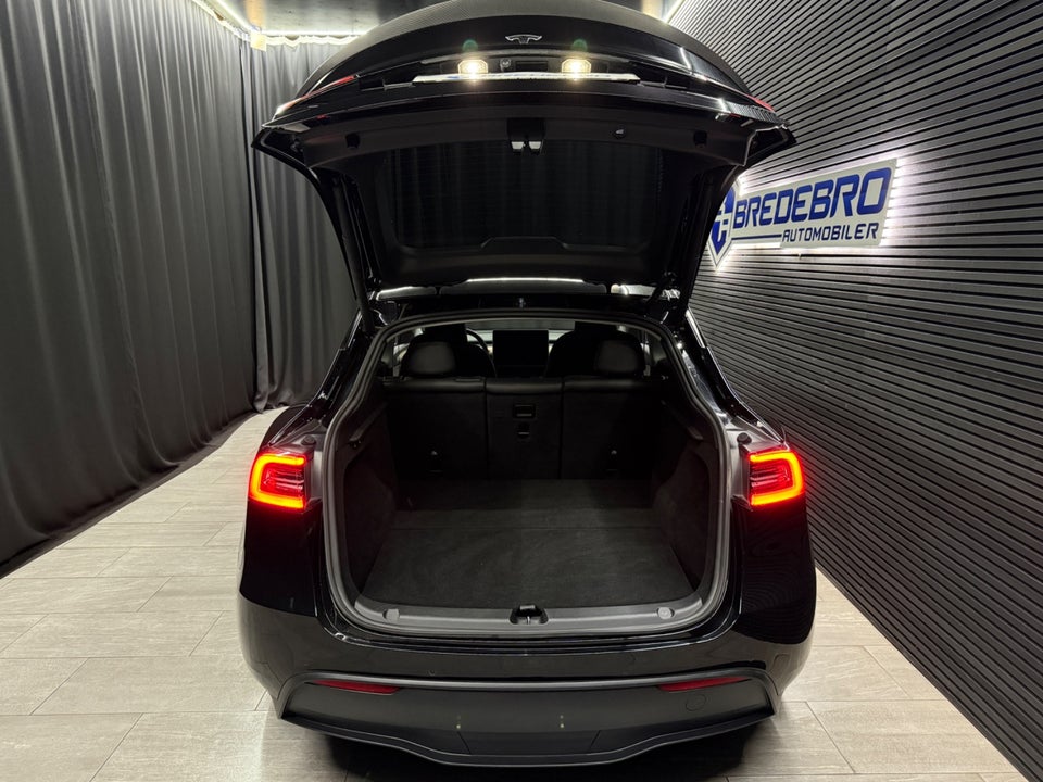 Tesla Model Y Performance AWD 5d