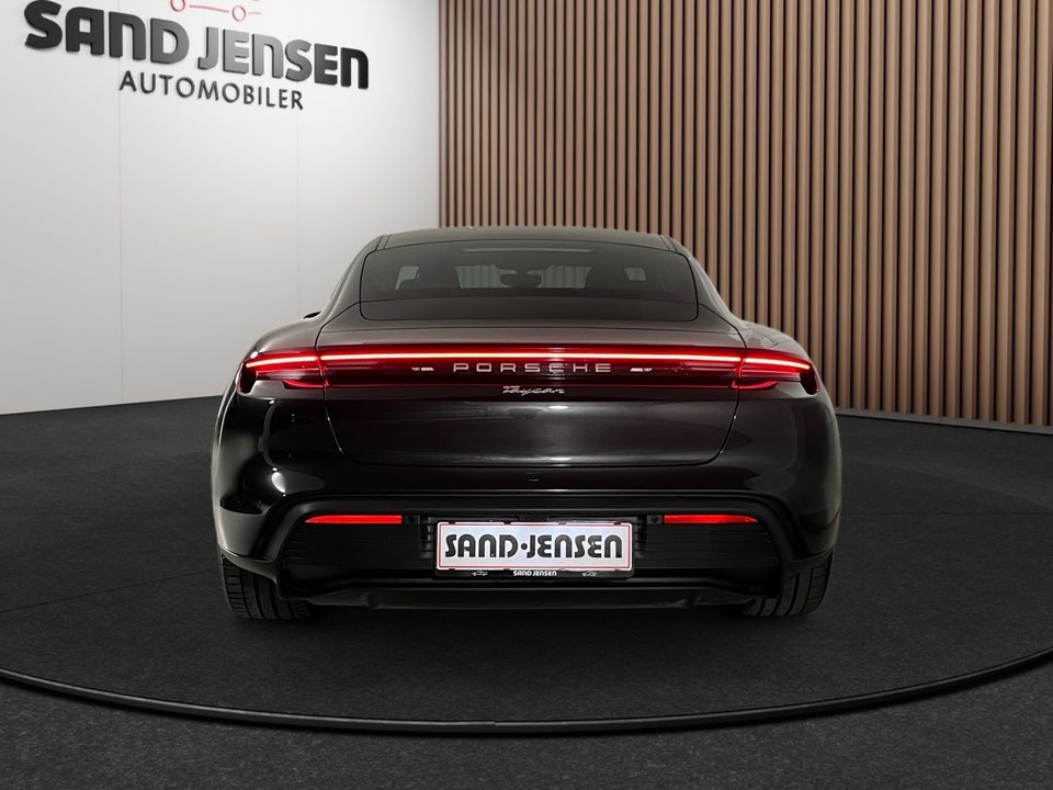 Porsche Taycan Performance+ 4d