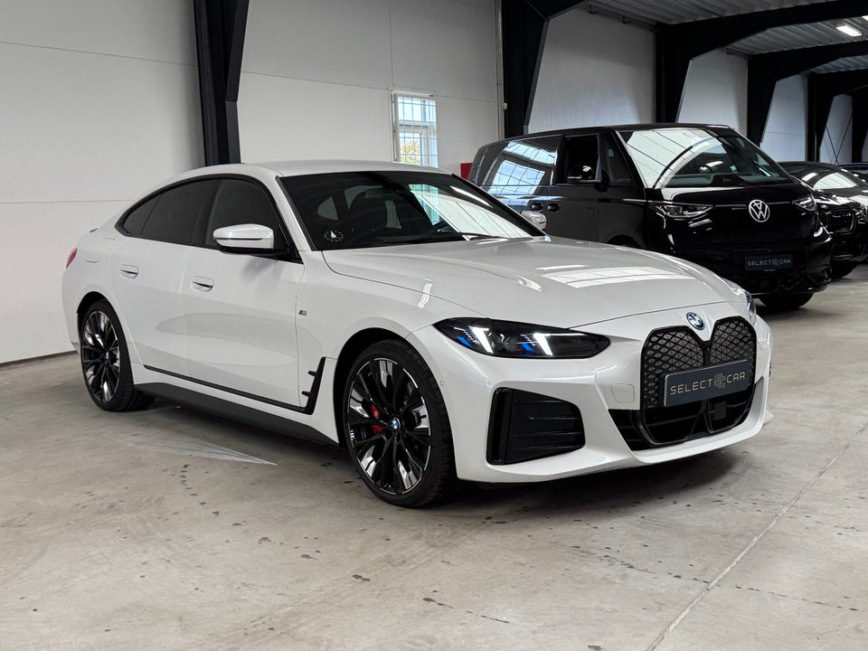 BMW i4 eDrive40 Fully Charged M-Sport Pro 5d