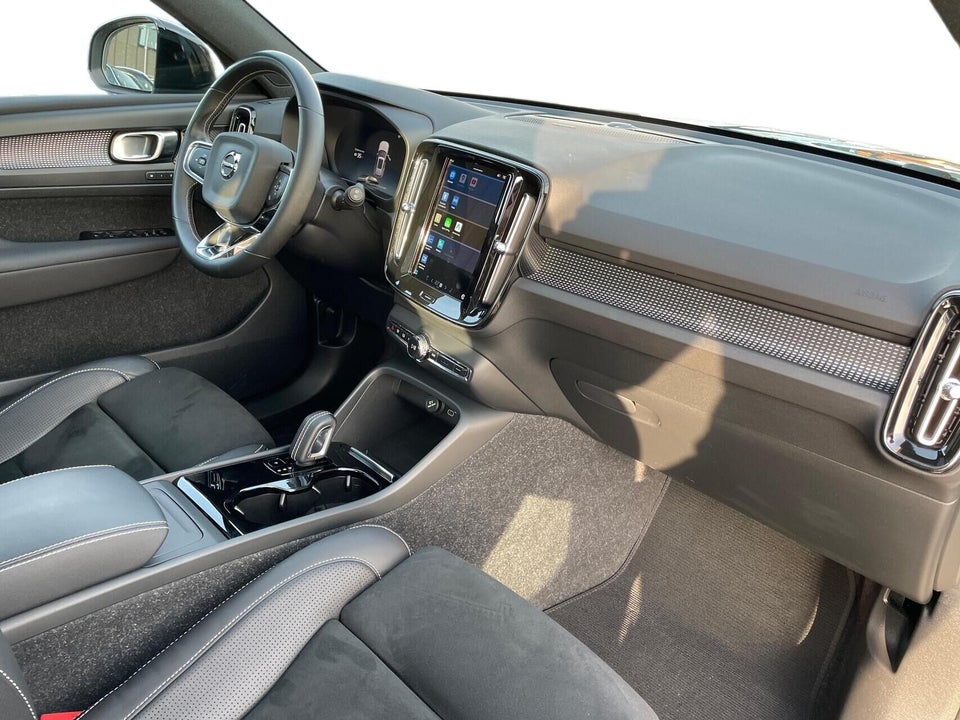 Volvo XC40 P8 ReCharge Twin R-Design 5d