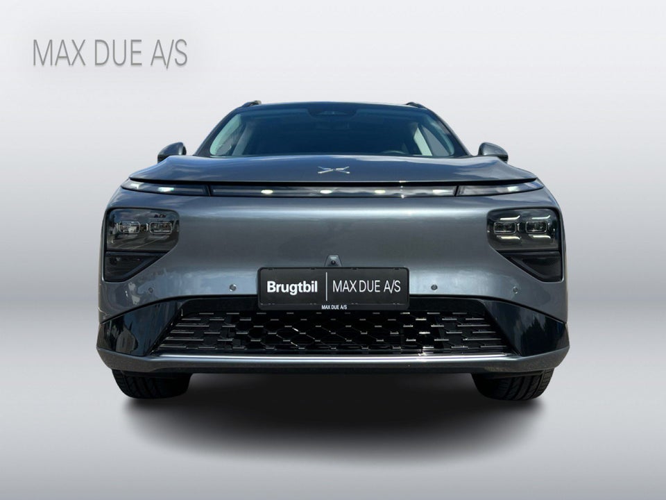 Xpeng G9 Standard Range 5d