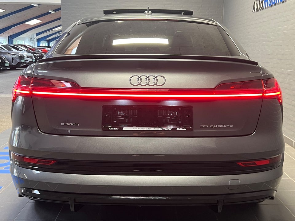 Audi e-tron 55 S-line Sportback quattro 5d