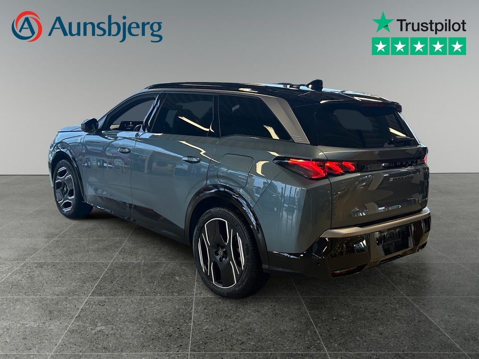 Peugeot e-5008 101 GT 7prs 5d