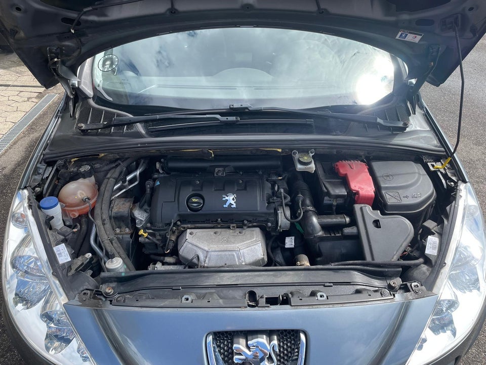 Peugeot 308 1,6 VTi Comfort+ 5d