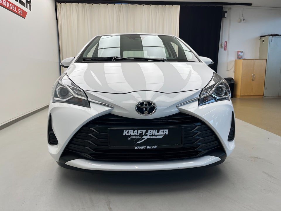 Toyota Yaris 1,0 VVT-i T2 5d