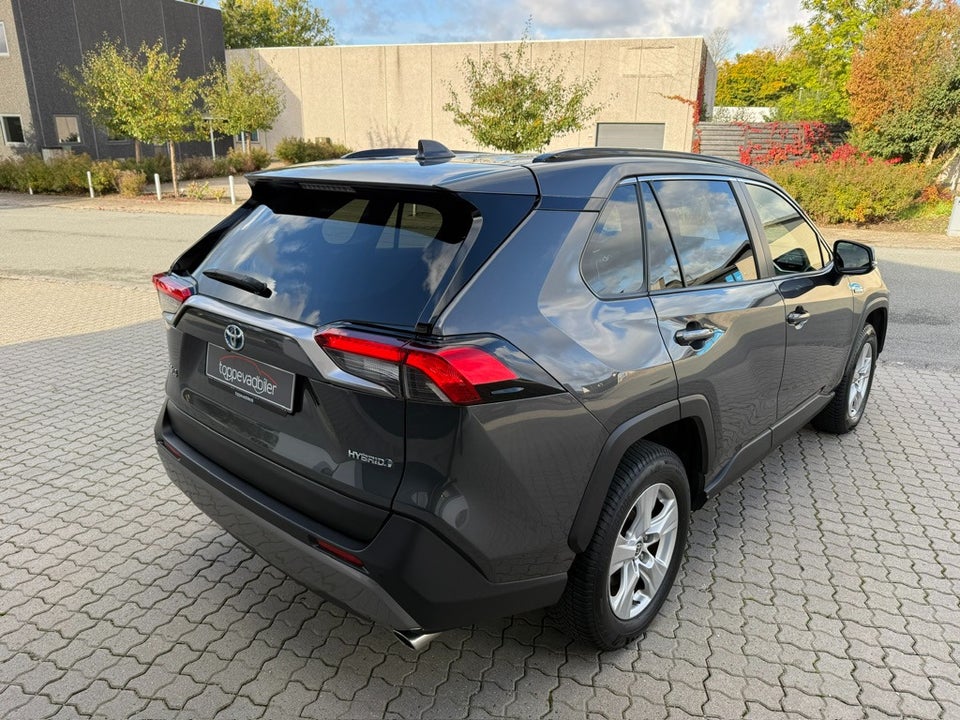 Toyota RAV4 2,5 Hybrid H3 Comfort MDS Van 5d