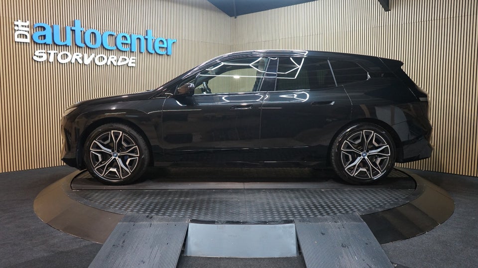 BMW iX xDrive40 Sport 5d