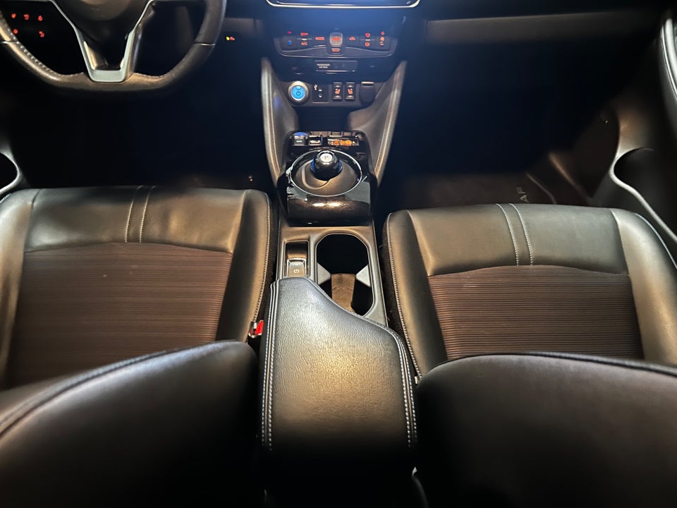 Nissan Leaf 40 Tekna 5d