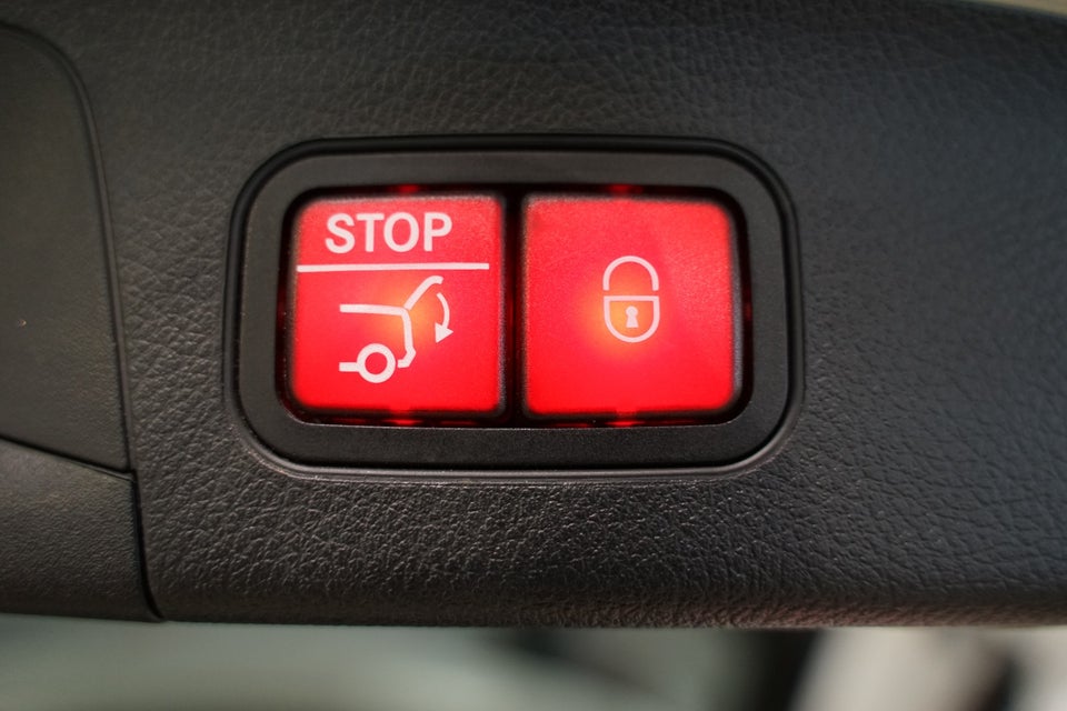 Mercedes EQA350 AMG Line Premium 4Matic Van 5d