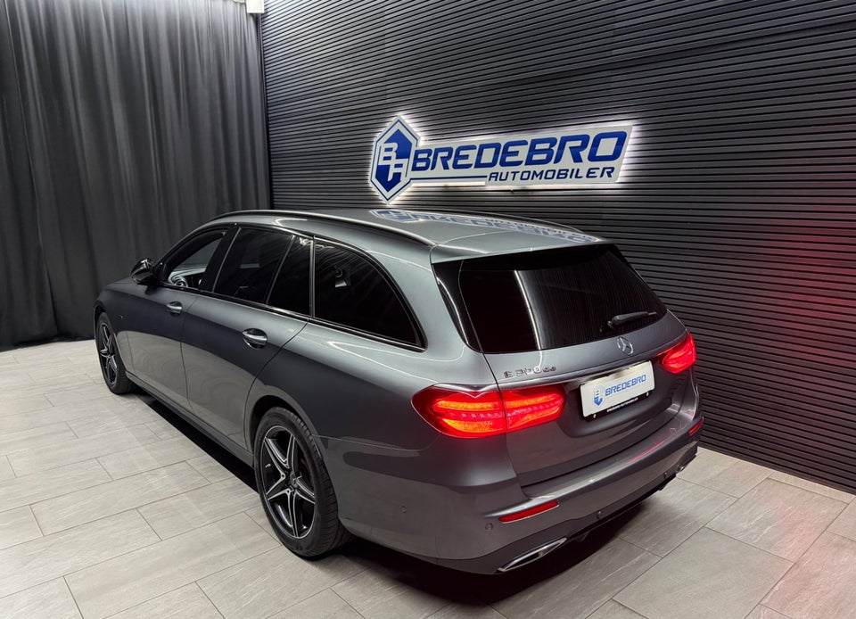 Mercedes E300 de 2,0 AMG Line Night Edition stc. aut. 5d