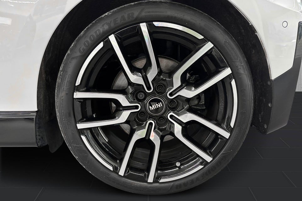 MINI Cooper SE JCW Trim XL 3d