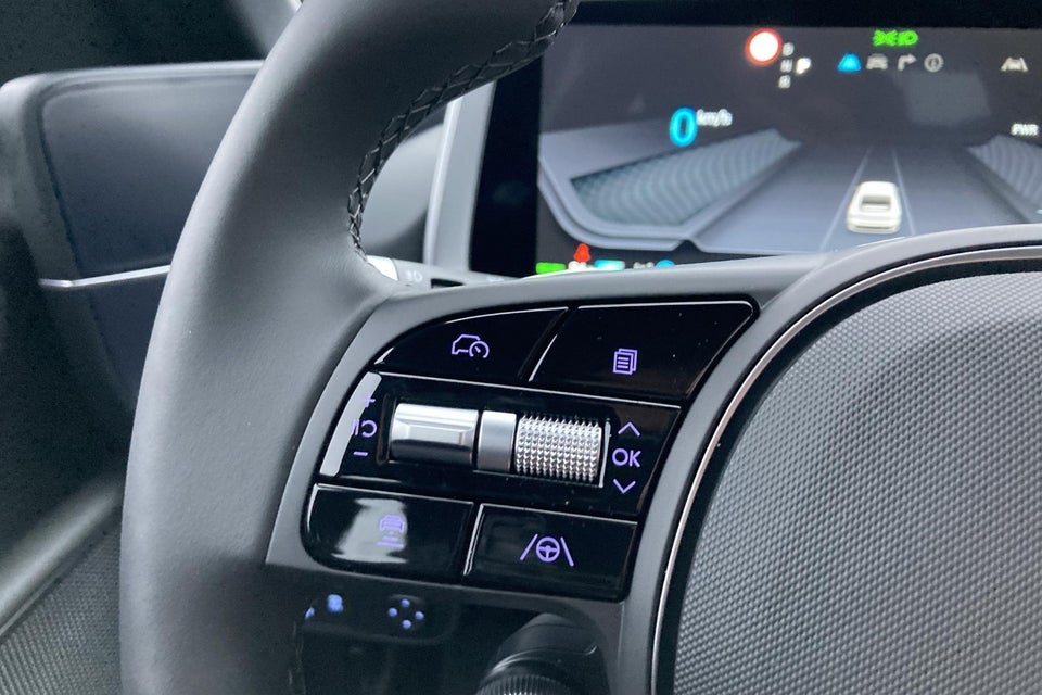 Hyundai Ioniq 6 77 Essential 4d