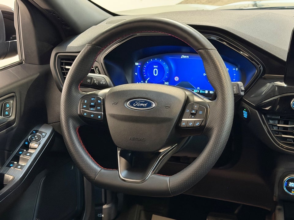 Ford Kuga 2,5 PHEV ST-Line X CVT 5d