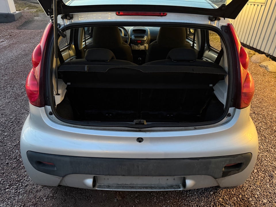 Peugeot 107 1,0 Motion Air 5d