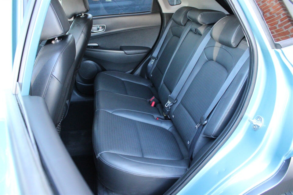 Hyundai Kona 64 EV Premium 5d