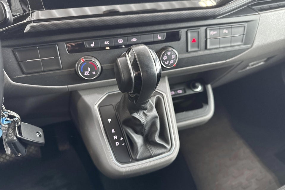 VW Transporter 2,0 TDi 204 Kassevogn DSG lang