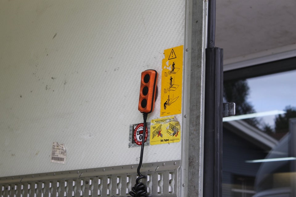 Mercedes Sprinter 317 2,0 CDi Alukasse m/lift aut. RWD 2d