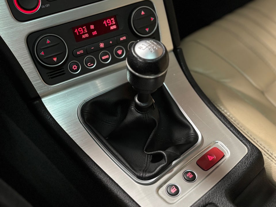 Alfa Romeo Brera 3,2 JTS Q4 Sky Window 3d