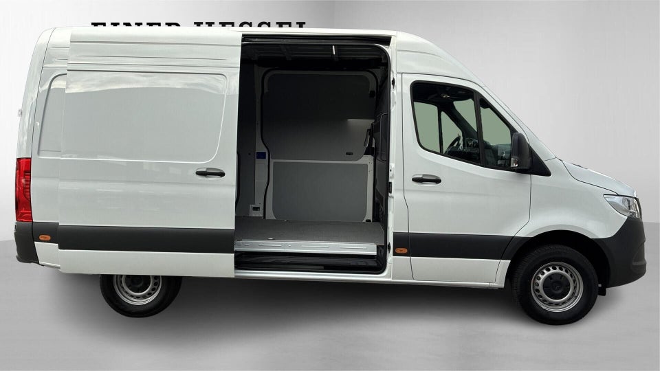 Mercedes Sprinter 317 2,0 CDi A2 Kassevogn PRO aut. RWD