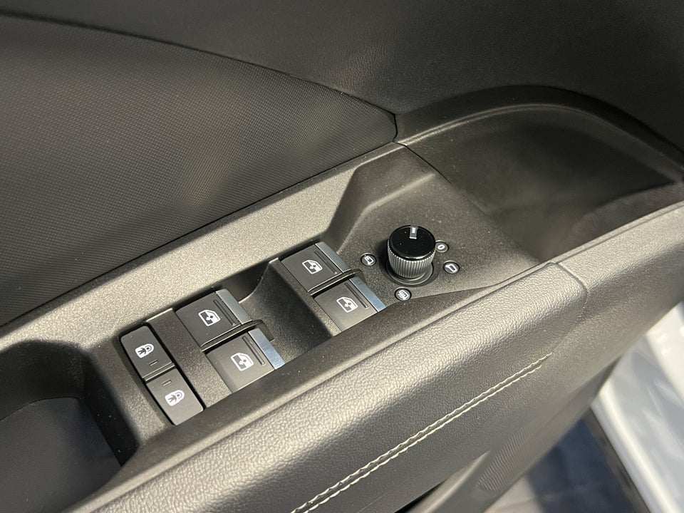 Audi Q4 e-tron 40 S-line 5d