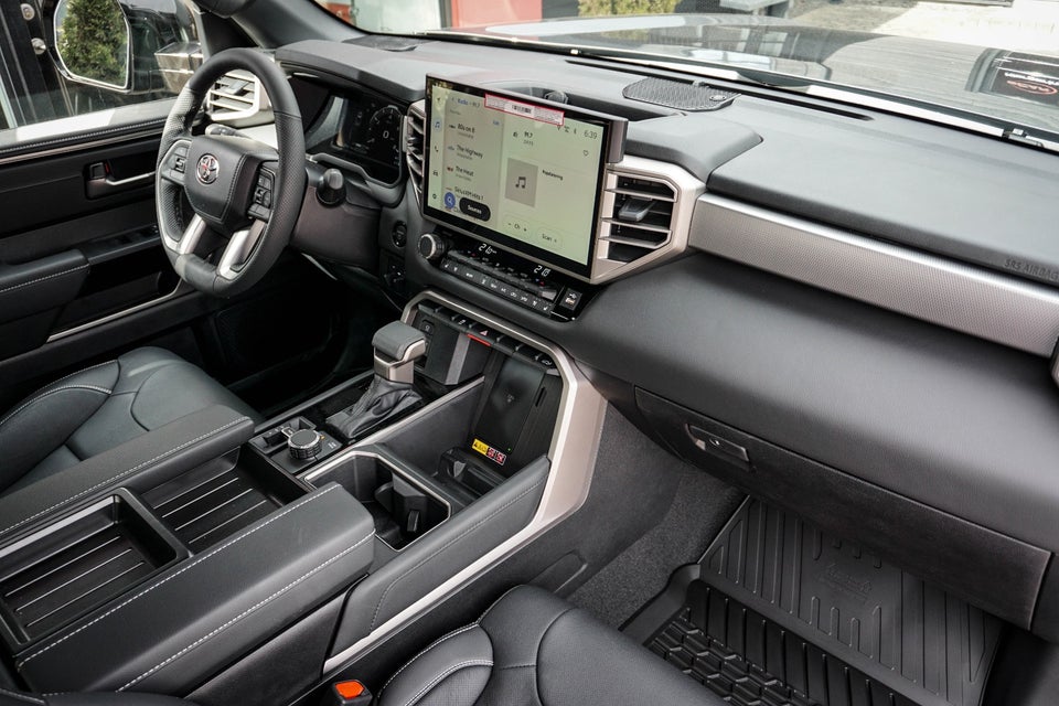 Toyota Tundra 3,4 V6 Hybrid Limited aut. 4d