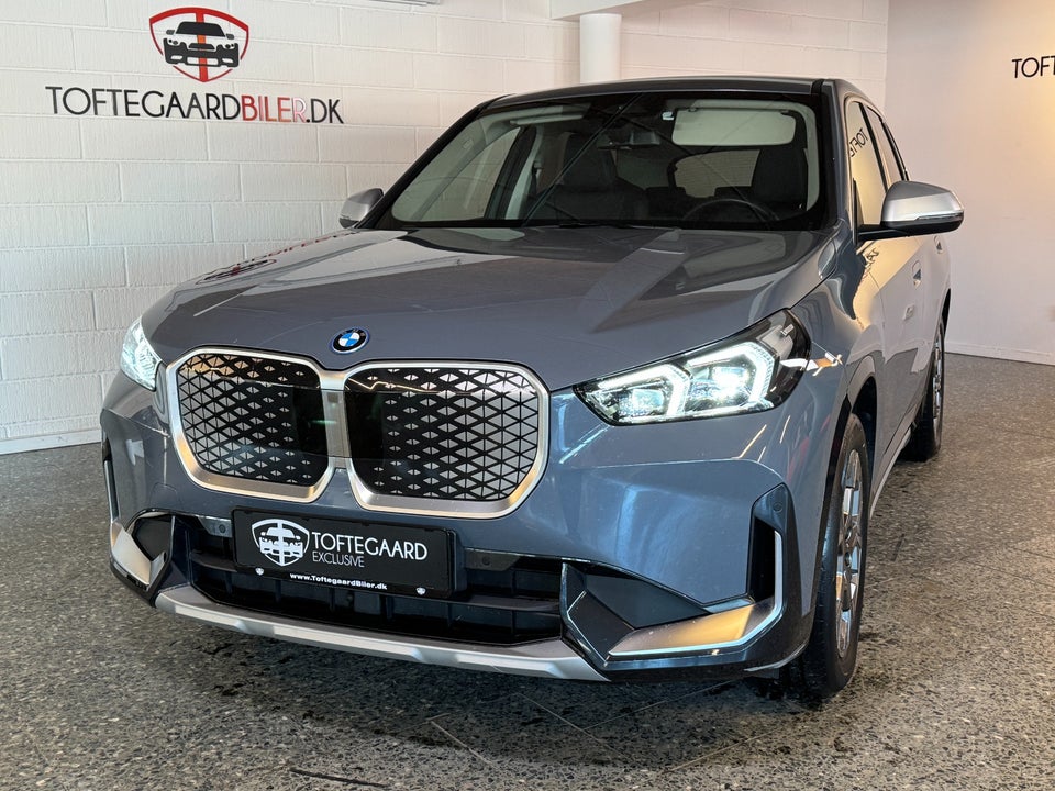 BMW iX1 xDrive30 X-Line 5d