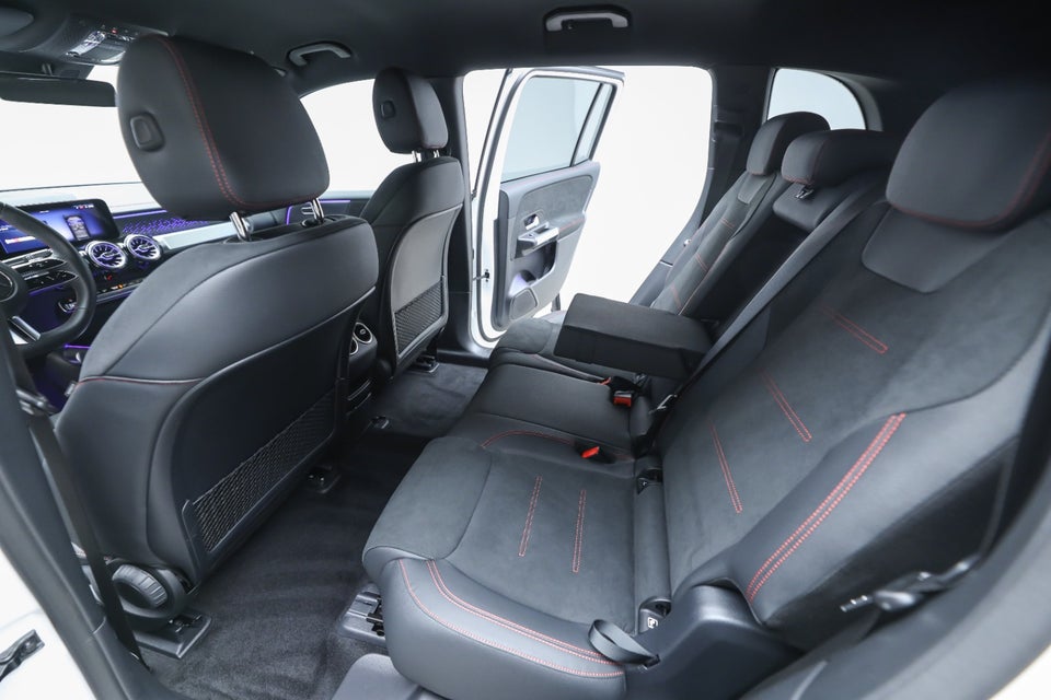 Mercedes EQB250+ AMG Advance 5d