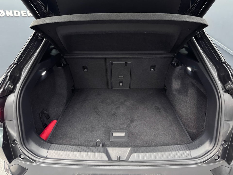 VW ID.4 77 Pro Performance Tech 5d