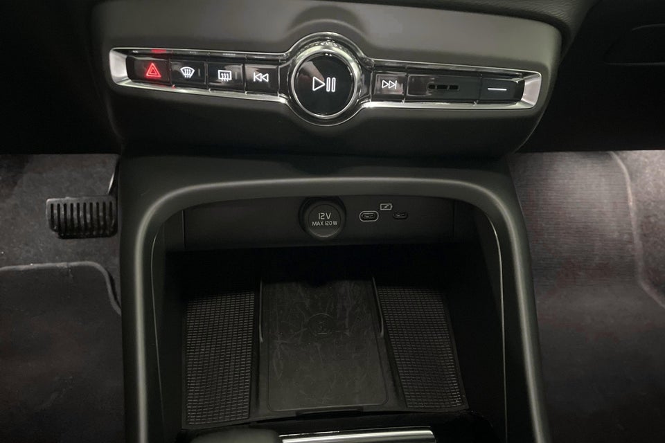 Volvo XC40 P8 ReCharge Twin Plus 5d