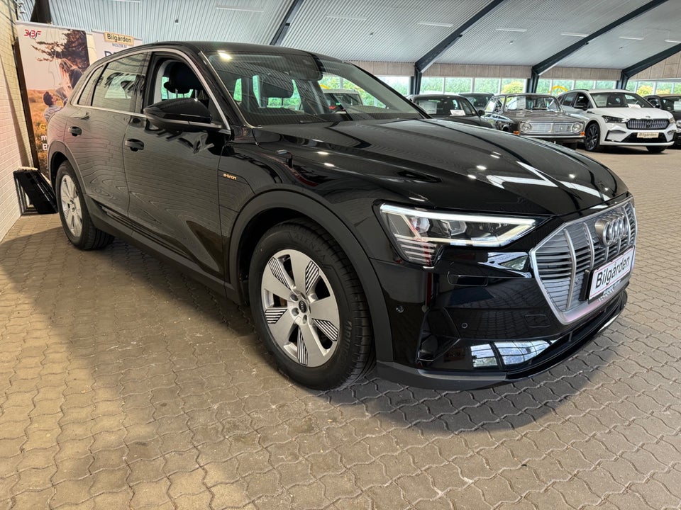 Audi e-tron 50 quattro 5d