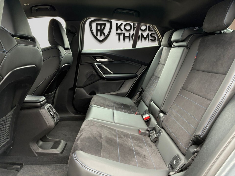 BMW iX2 eDrive20 M-Sport 5d