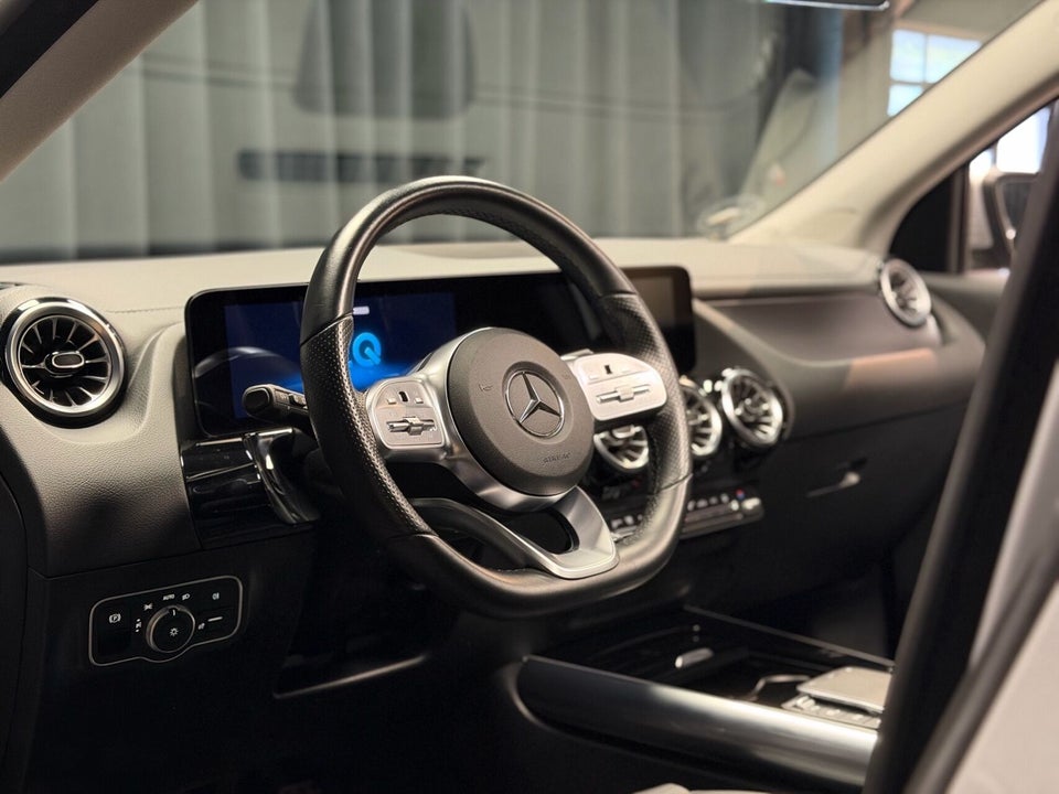 Mercedes EQA250 AMG Line 5d