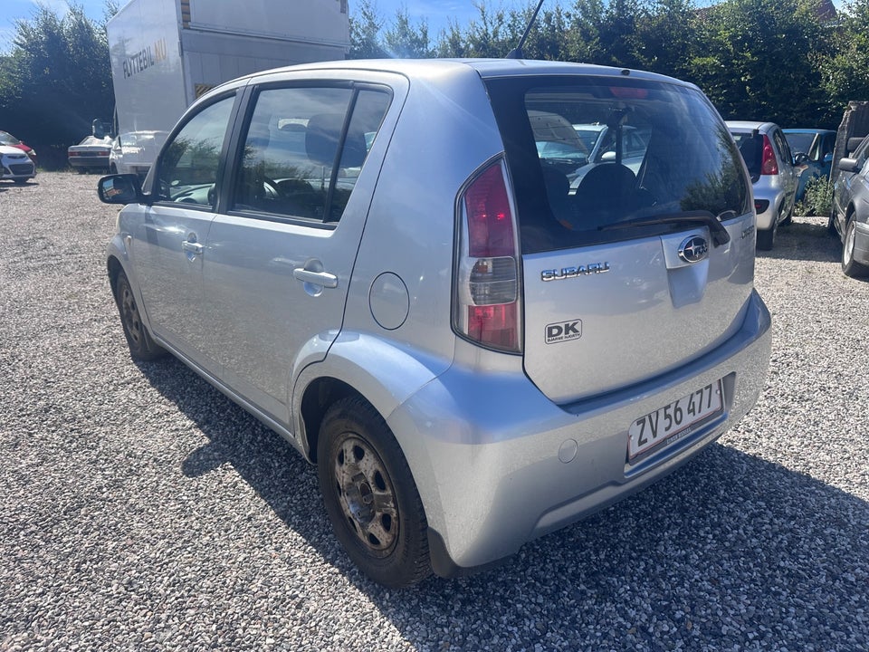 Subaru Justy 1,0  5d