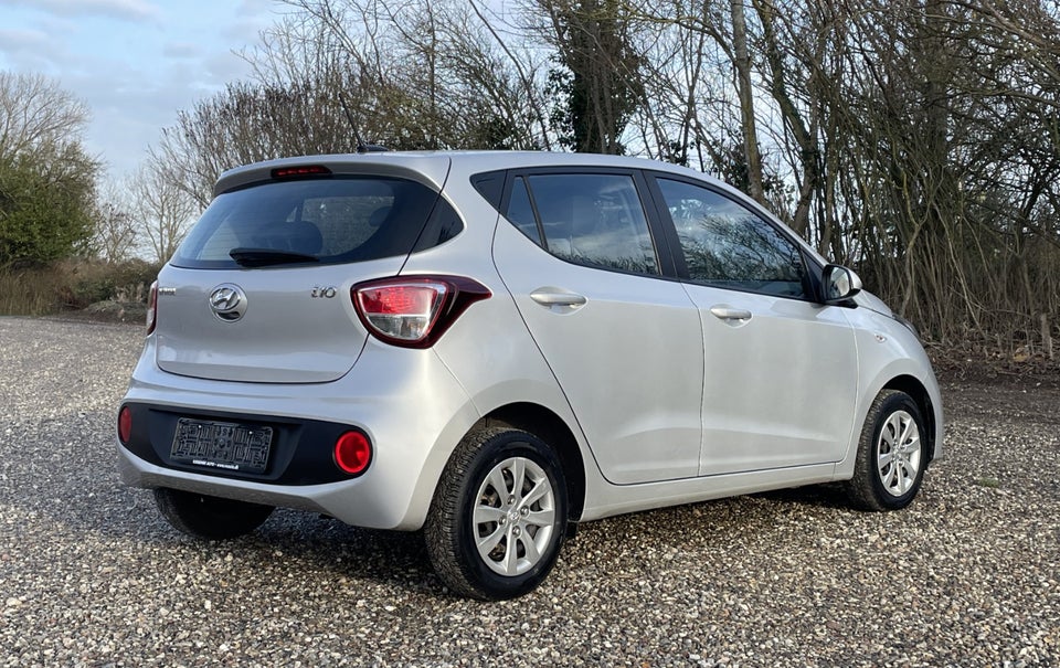 Hyundai i10 1,0 Touch 5d