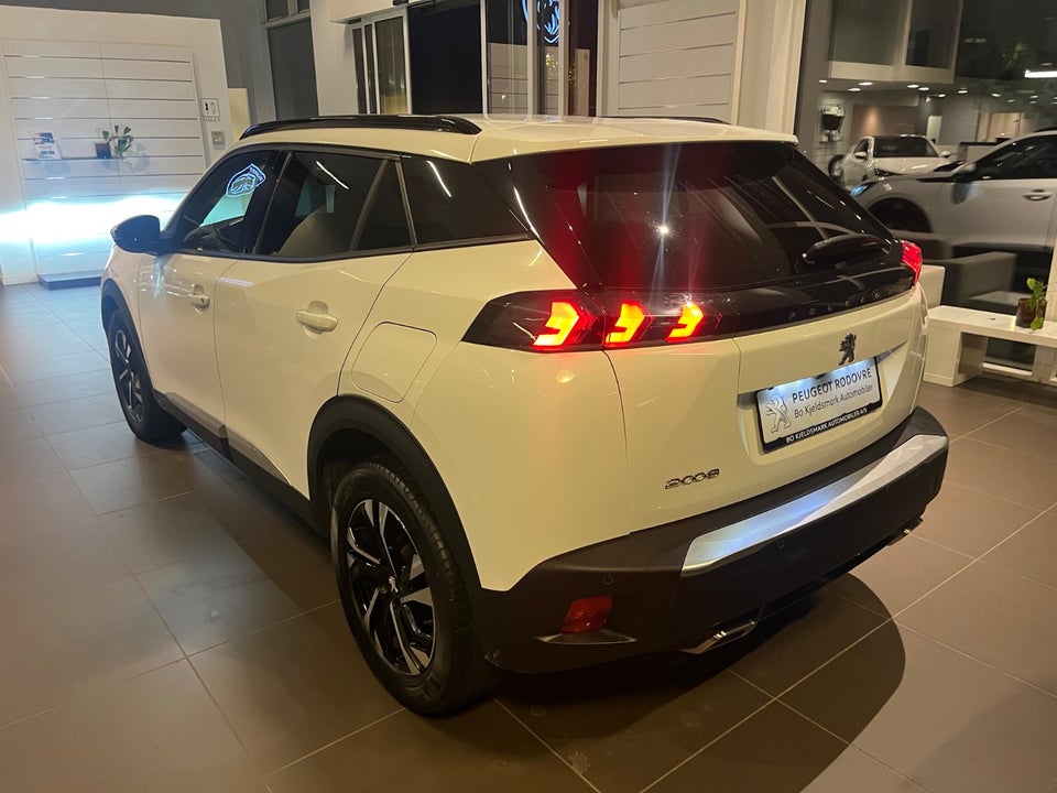 Peugeot 2008 1,2 PureTech 130 Allure Pack 5d