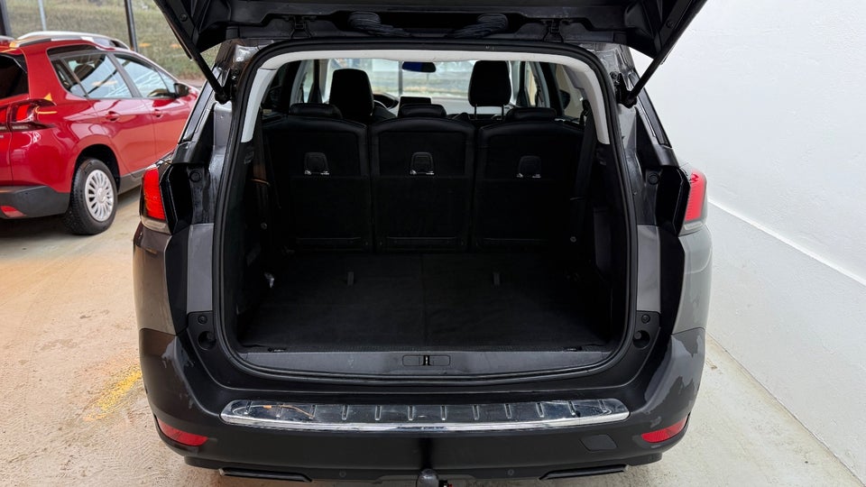 Peugeot 5008 1,5 BlueHDi 130 Allure 7prs 5d