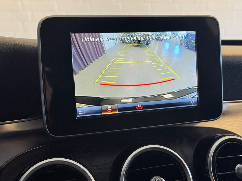 Mercedes C220 d 2,2 AMG Line stc. aut. 5d