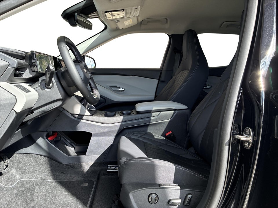 Ford Explorer 77 Premium Extended Range 5d