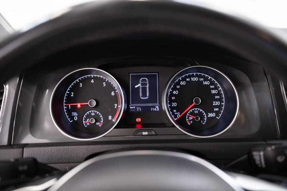 VW Golf VII 1,5 TSi 130 Comfortline Variant DSG 5d