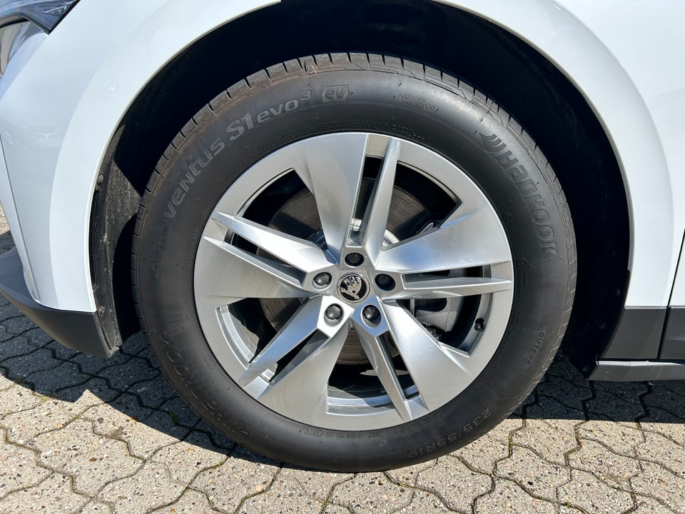 Skoda Enyaq 85 iV Premium 5d