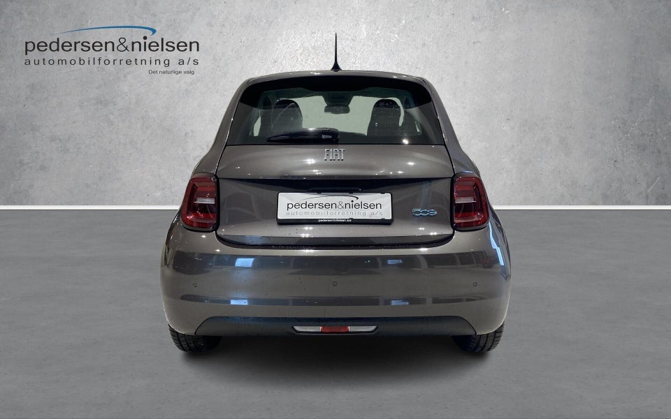 Fiat 500e 42 Icon 3d