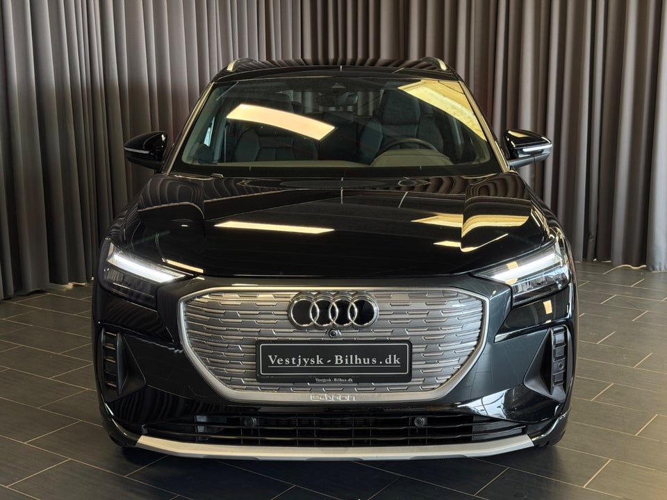 Audi Q4 e-tron 45 Progress 5d