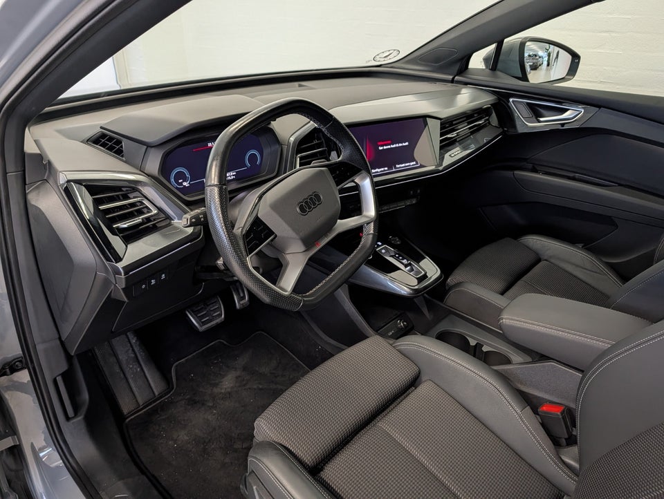 Audi Q4 e-tron 45 S-line 5d