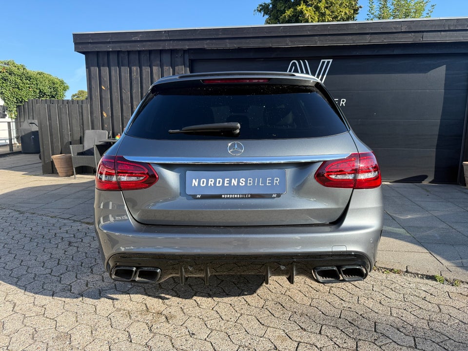 Mercedes C63 4,0 AMG stc. aut. 5d