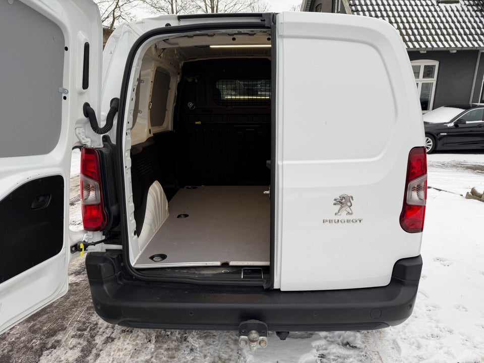 Peugeot Partner 1,5 BlueHDi 130 L1V1 Plus EAT8 Van