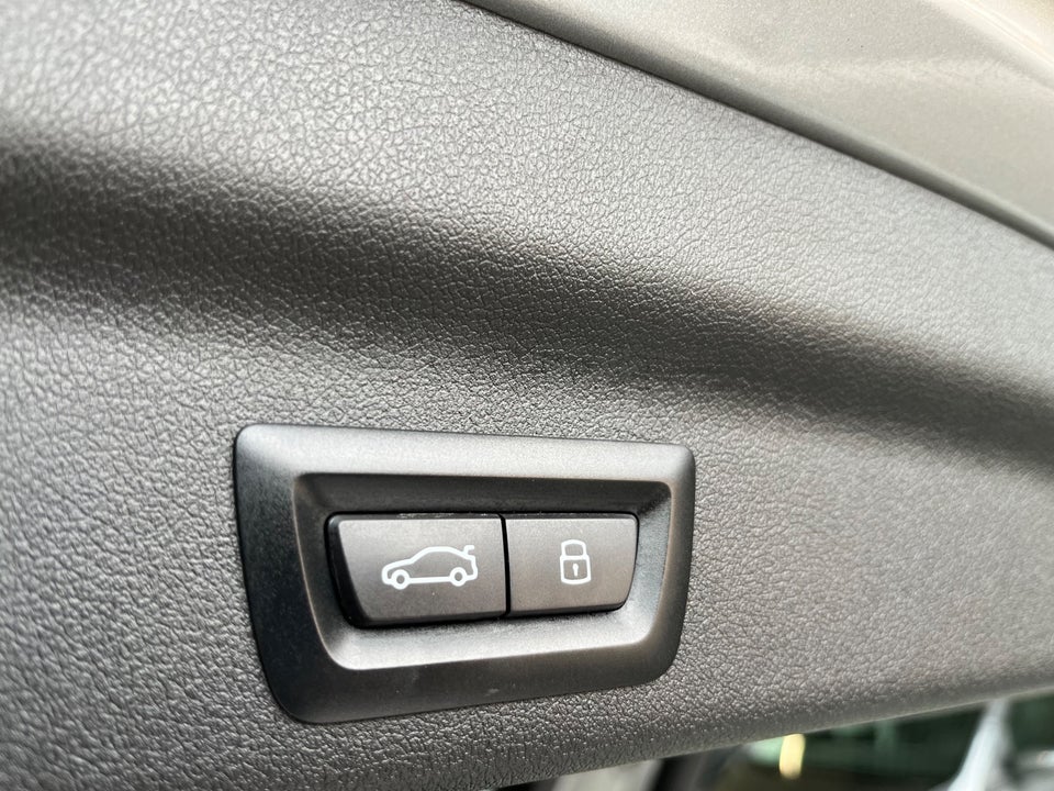 BMW iX1 eDrive20 M-Sport 5d