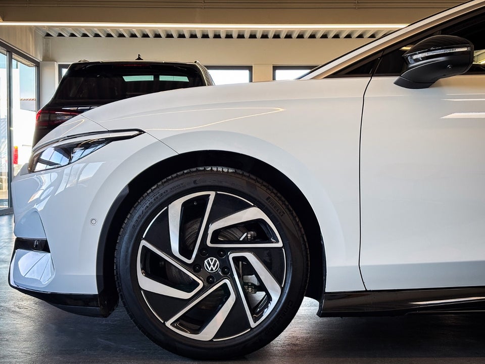 VW ID.7 77 Style Tourer 5d